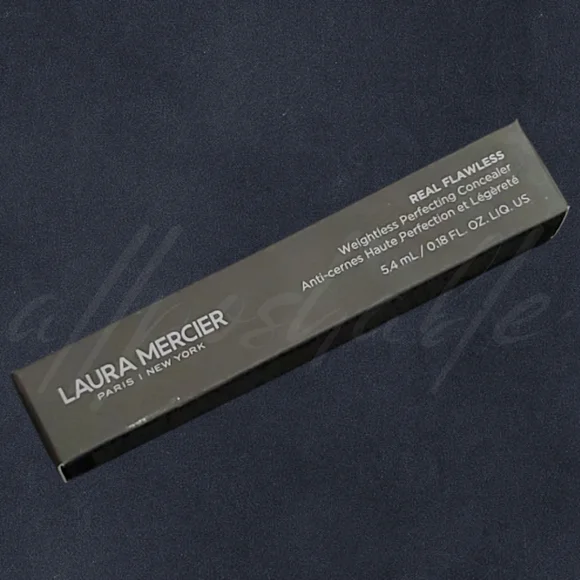 ⭐️ONLY ONE⭐️ Laura Mercier Real Flawless Weightless Perfecting Concealer - 2N1 - Picture 8 of 8